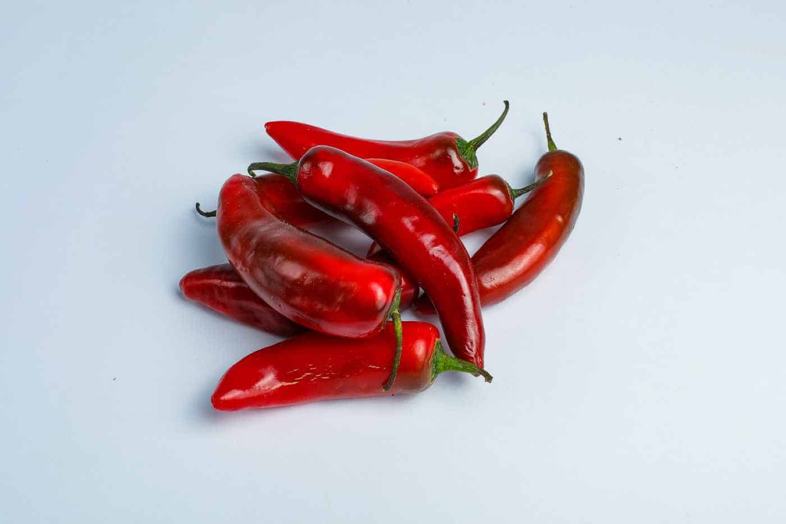 AAA RED SERENADES CHILIES